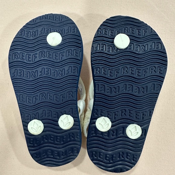 REEF KIDS Little Stargazer Prints Sandal - Girls Toddler size 3 / size 4 - Picture 3 of 5